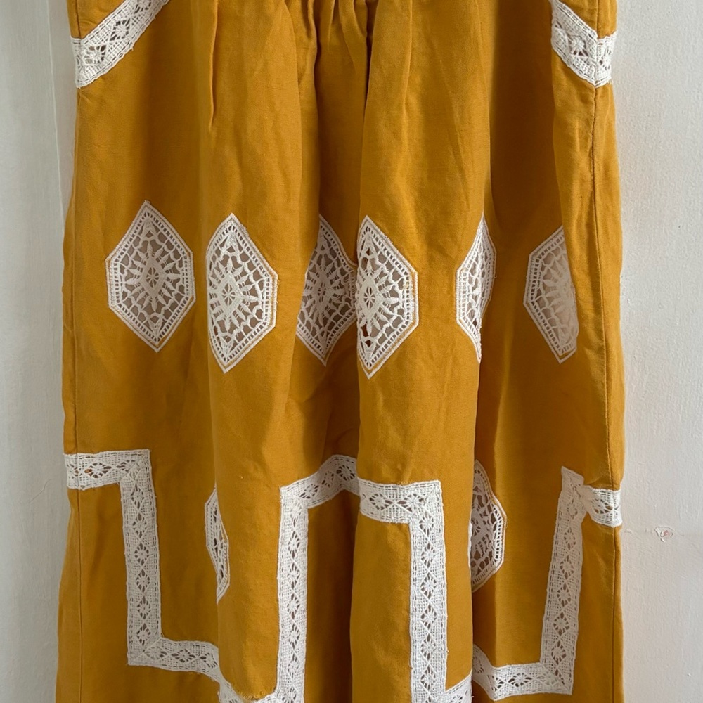 Zara Embroidered Dress - Picture 8 of 9